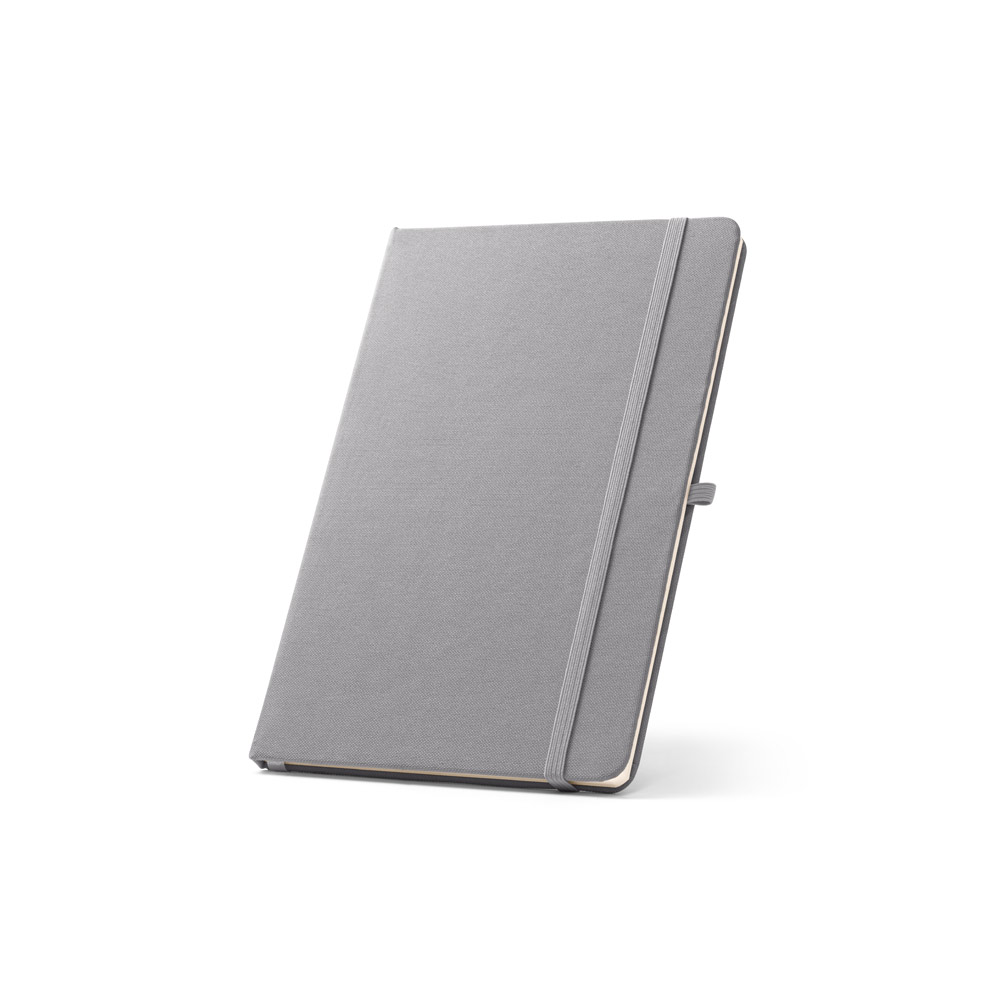 CADERNO A5 DE CAPA DURA EM PET 100% RECICLADO, COM PÁGINAS PAUTADAS RECICLADAS
